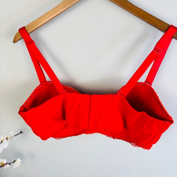 Lane Bryant Lightly Lined Multiway Strapless Bra Size 44D - Picture 3 of 4